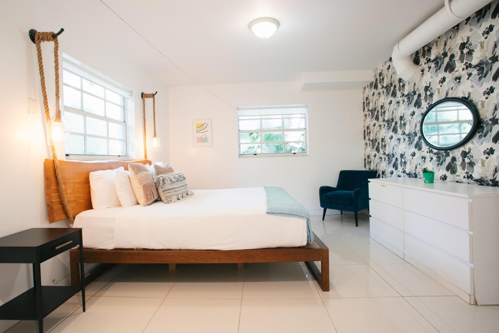 Miami River Inn By Renzzi Kamer foto
